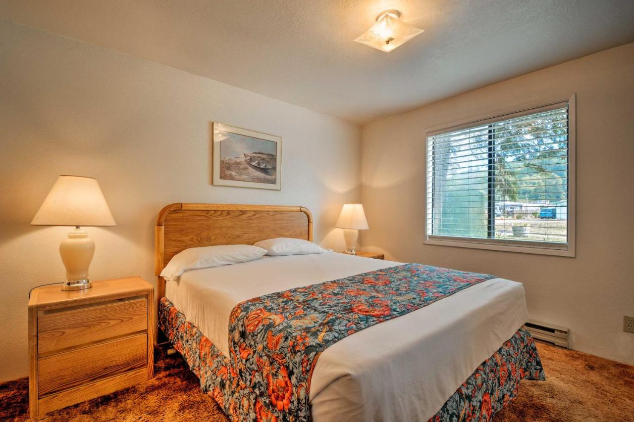 Smith River Vintage Cabin Oceanfront Deck And Views المظهر الخارجي الصورة